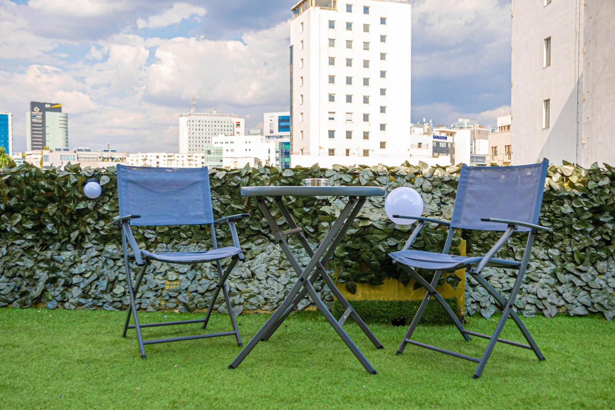 Occidental Wise Transit Hotel Bucarest Exterior foto