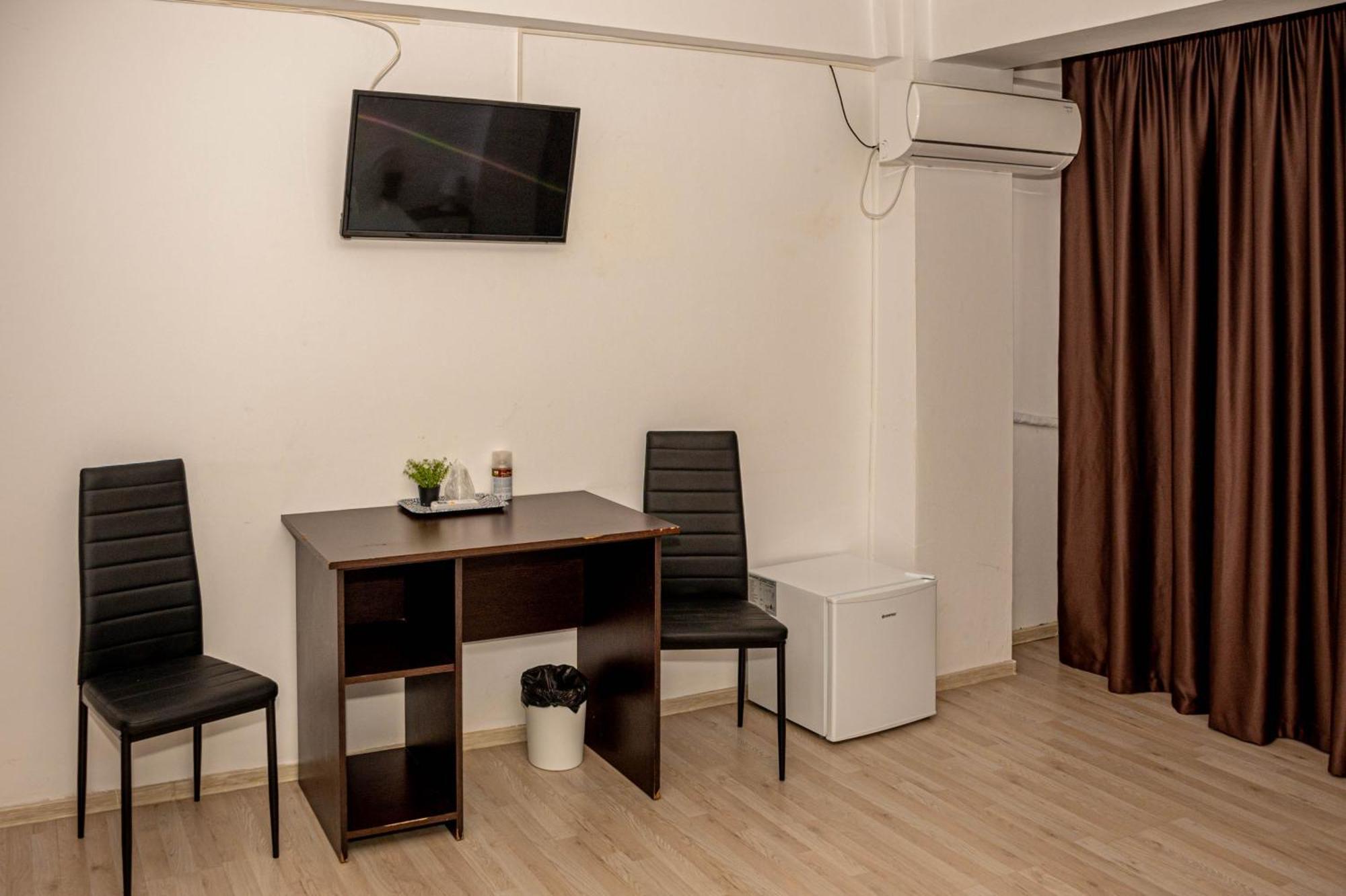 Occidental Wise Transit Hotel Bucarest Habitación foto
